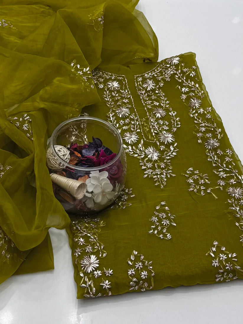 2 Pce organza Heavy LCD Gotta work